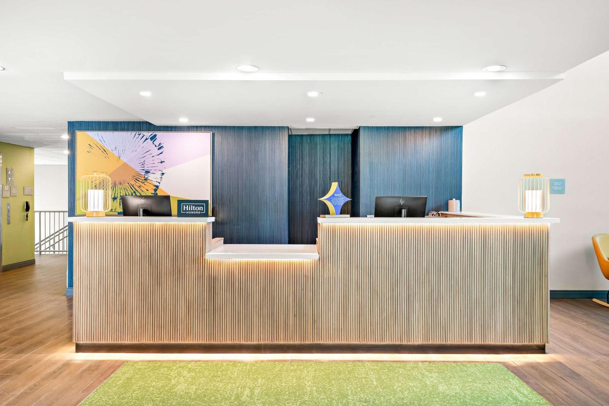 Spark By Hilton เอ็กซ์ตัน ภายนอก รูปภาพ